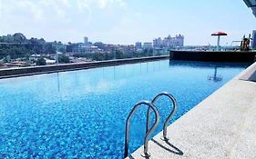 D'Luna Homestay Seaview I Sunrise View