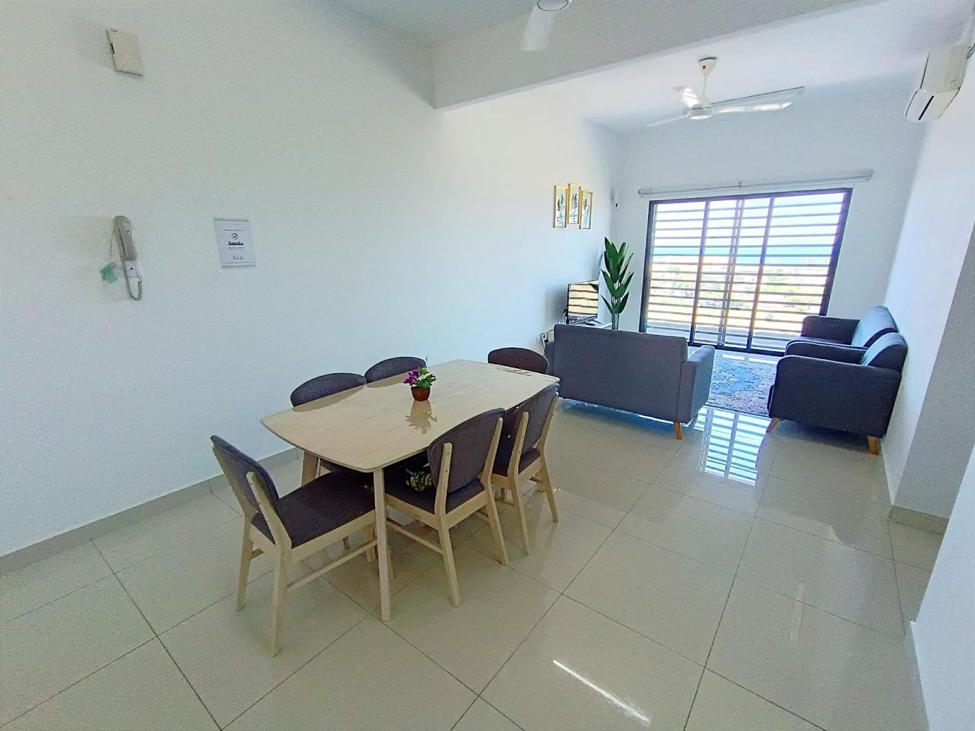 D'Luna Homestay Seaview I Sunrise View Kuala Terengganu Luaran gambar